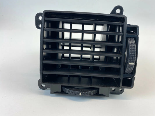 2004-2006 KIA AMANTI FRONT LEFT DRIVER SIDE CENTER DASH AC HEAT AIR VENT GRILLE