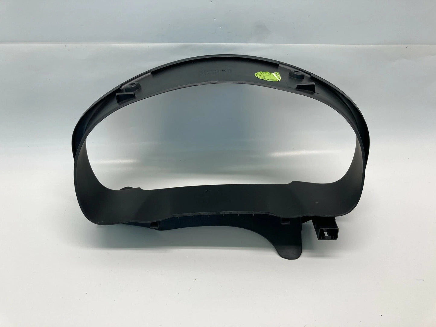 06-11 HYUNDAI ACCENT DASH PANEL SPEEDOMETER CLUSTER BEZEL TRIM 848311E000 OEM