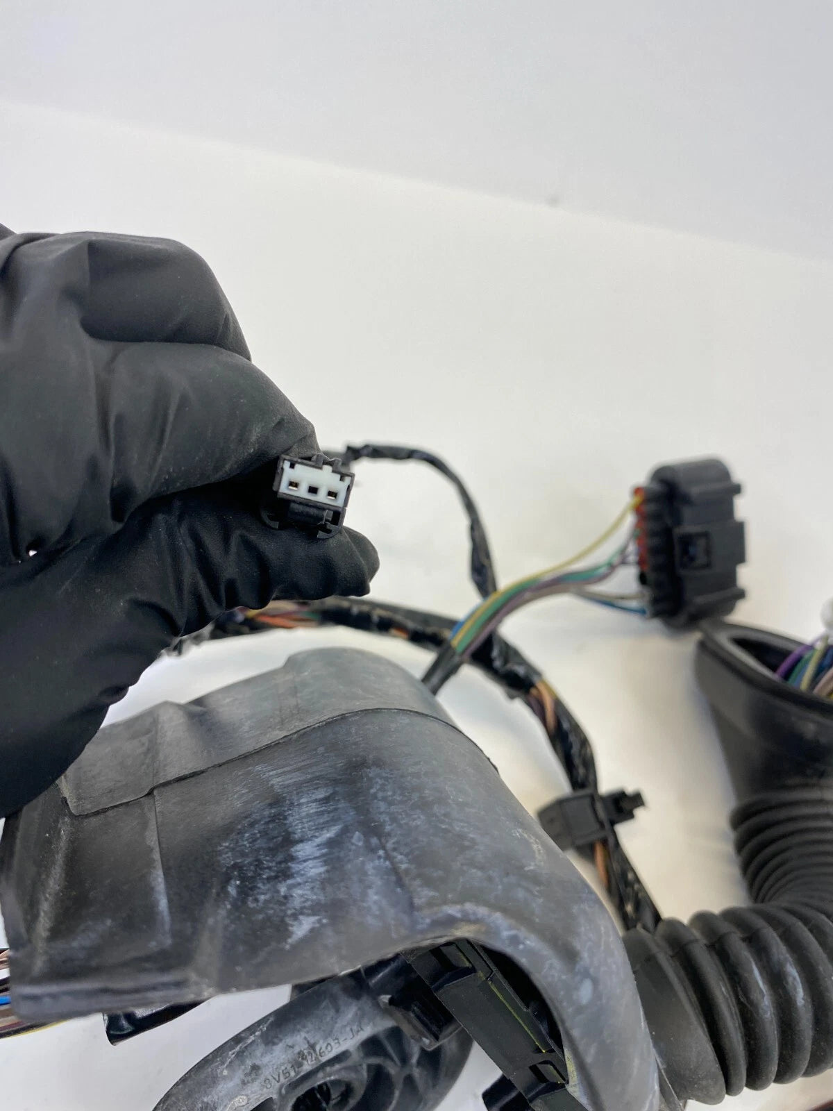 13-19 FORD FIESTA FRONT LEFT SIDE DOOR HARNESS WIRING WIRE D2BT-14A584-ACE OEM