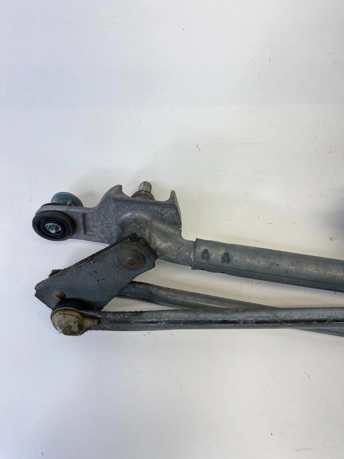 2013-2019 CADILLAC ATS WINDSHIELD WIPER MOTOR TRANSMISSION ASSY 20908672 OEM