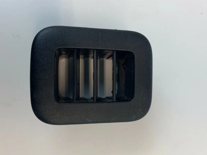 09 10 11 12 CHEVROLET TRAVERSE LOWER CENTER CONSOLE AIR VENT DUCT GRILL OUTLET