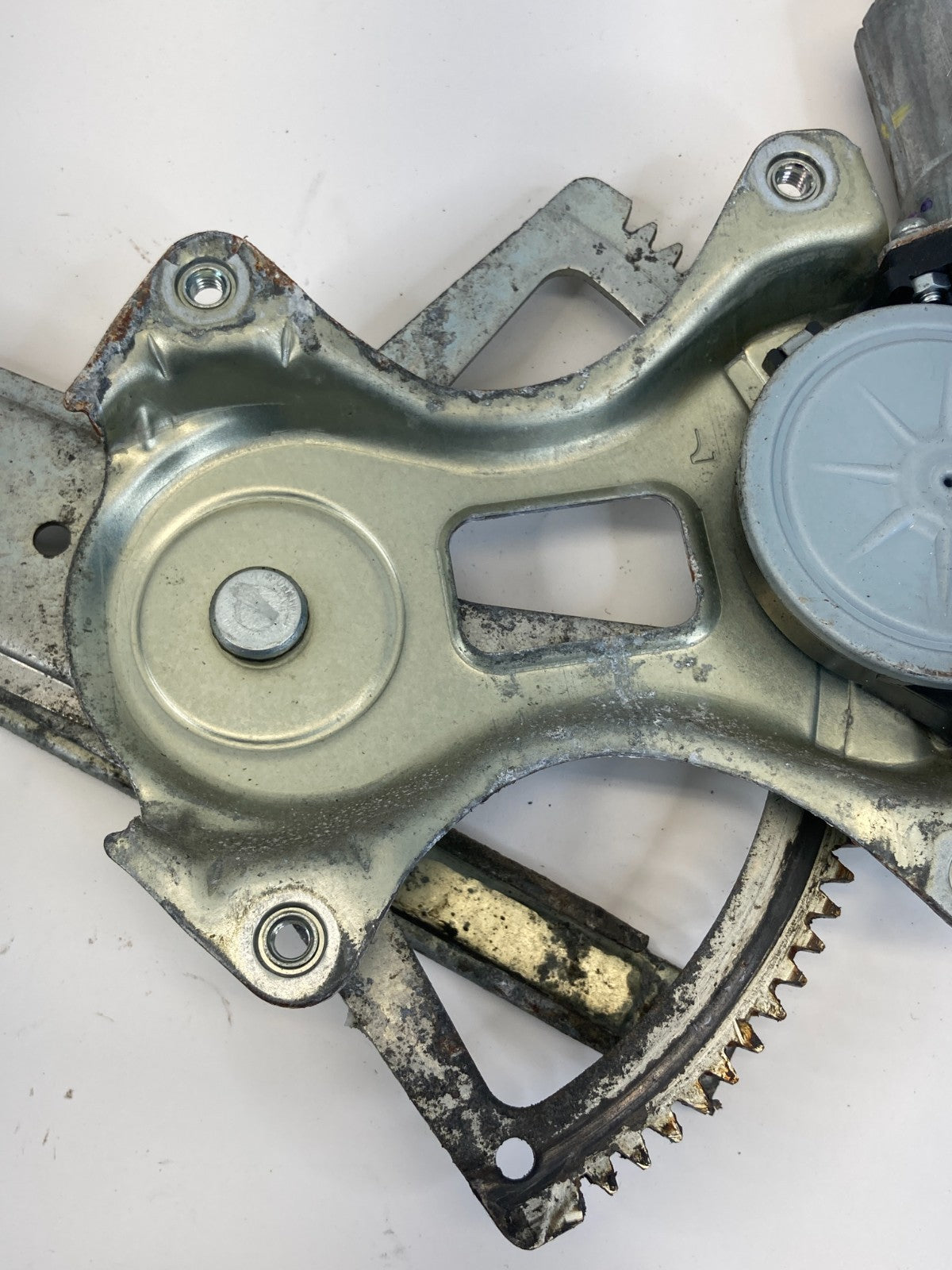 2005-2010 Scion tC Front Left Driver Power Window Motor Regulator 8572058010