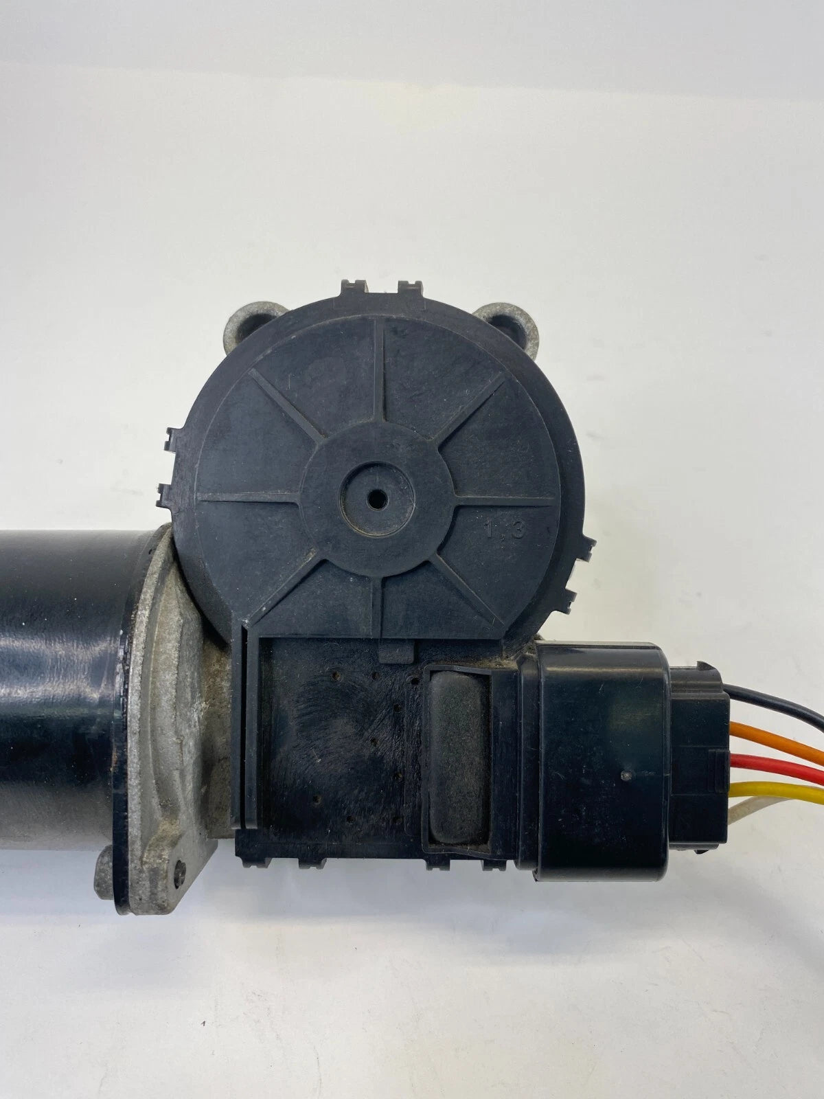2011 -2016 KIA OPTIMA SEDAN FRONT WINDSHIELD WIPER MOTOR ASSEMBLY OEM