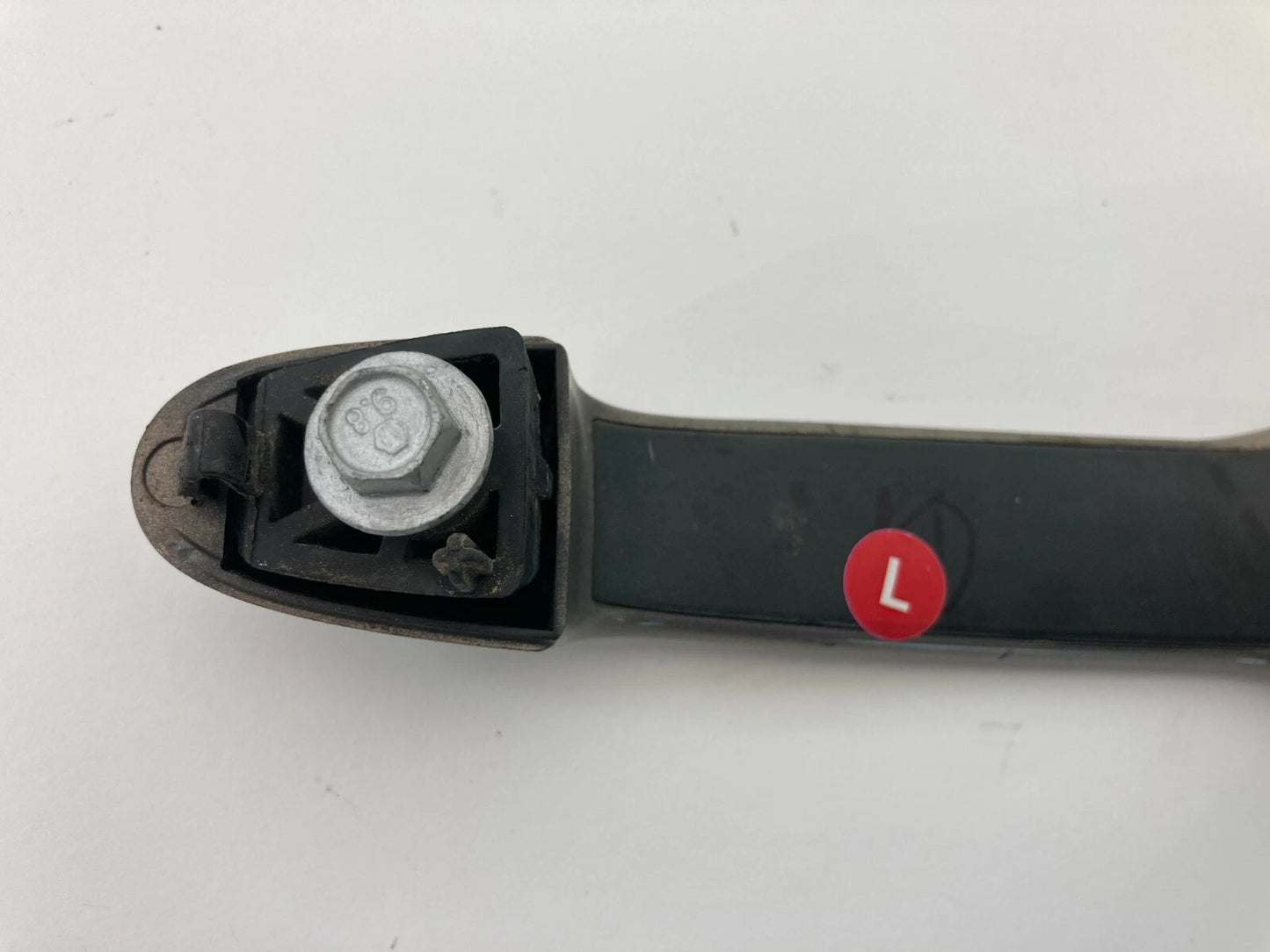 2006 2007 CHEVY CHEVROLET IMPALA REAR LEFT SIDE EXTERIOR OUTER DOOR HANDLE OEM