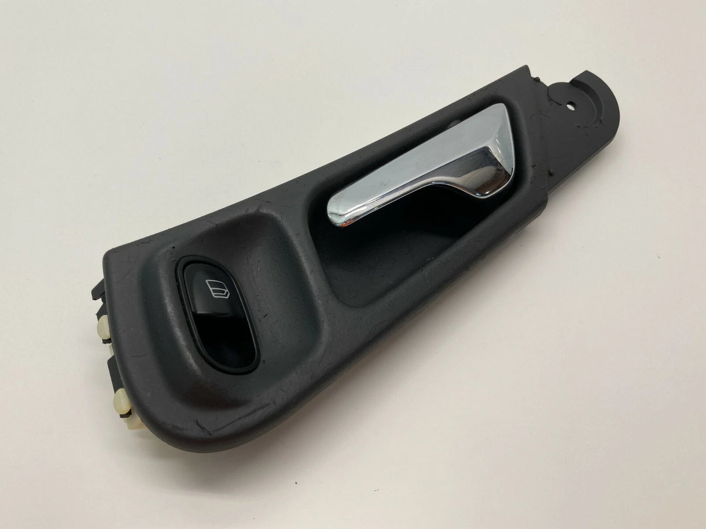01-05 MERCEDES-BENZ C320 REAR LEFT SIDE INTERIOR DOOR HANDLE W/ WINDOW SWITCH