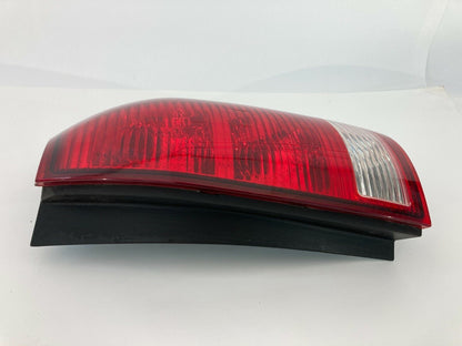 2002-2007 Saturn Vue Rear Right Passenger Tail Light Taillight Taillamp 15851056