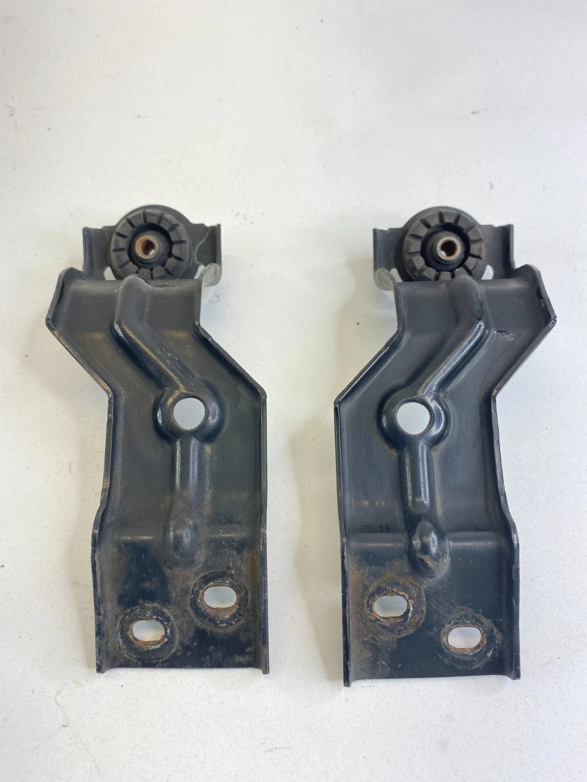 2006 2007 2008 HONDA PILOT EX-L A/C CONDENSER SUPPORT BRACKET PAIR SET OEM