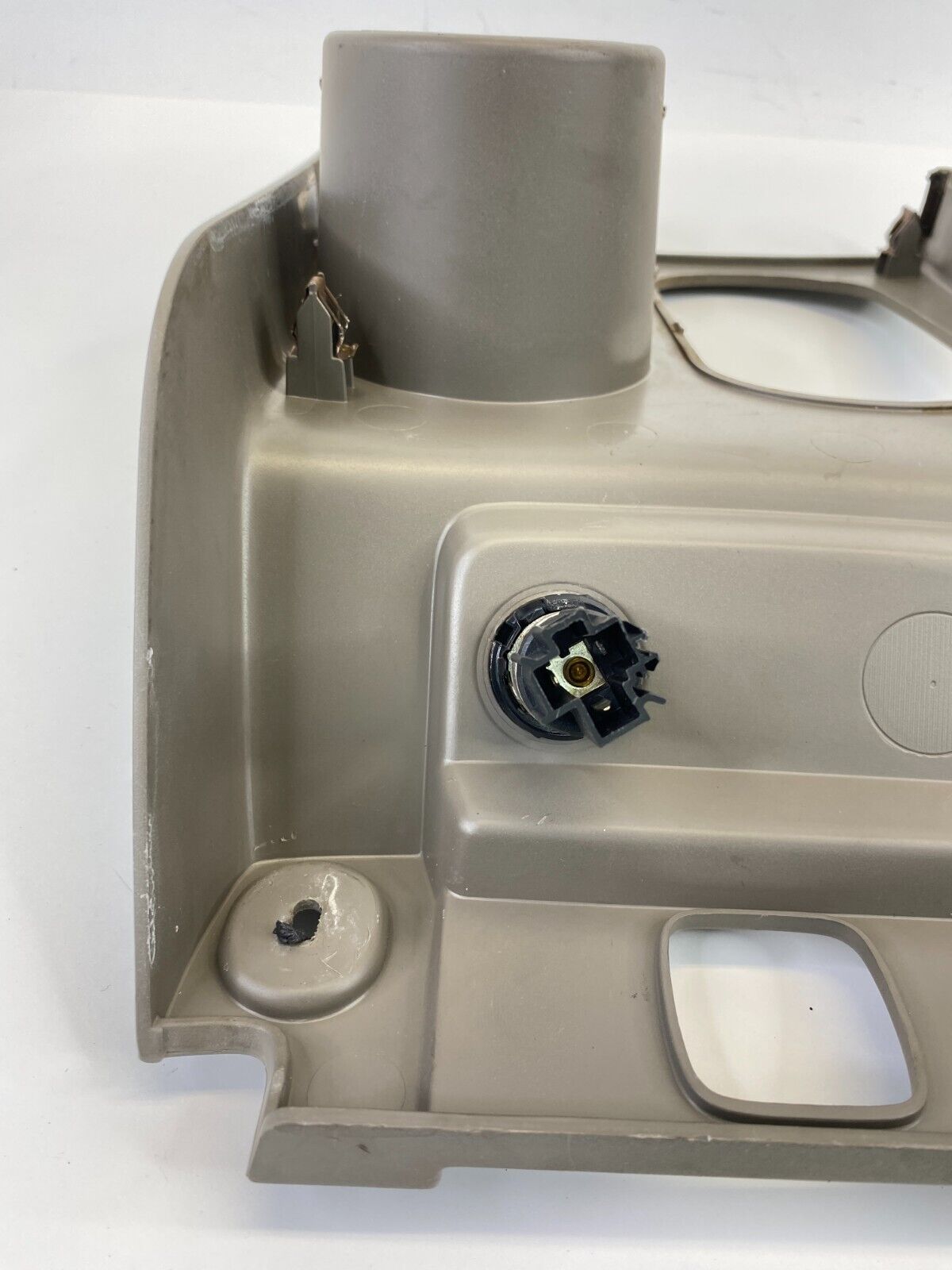 2006 Ford Explore Center Console Cup Holder Trim Panel & Power Outlet 44ZG25971