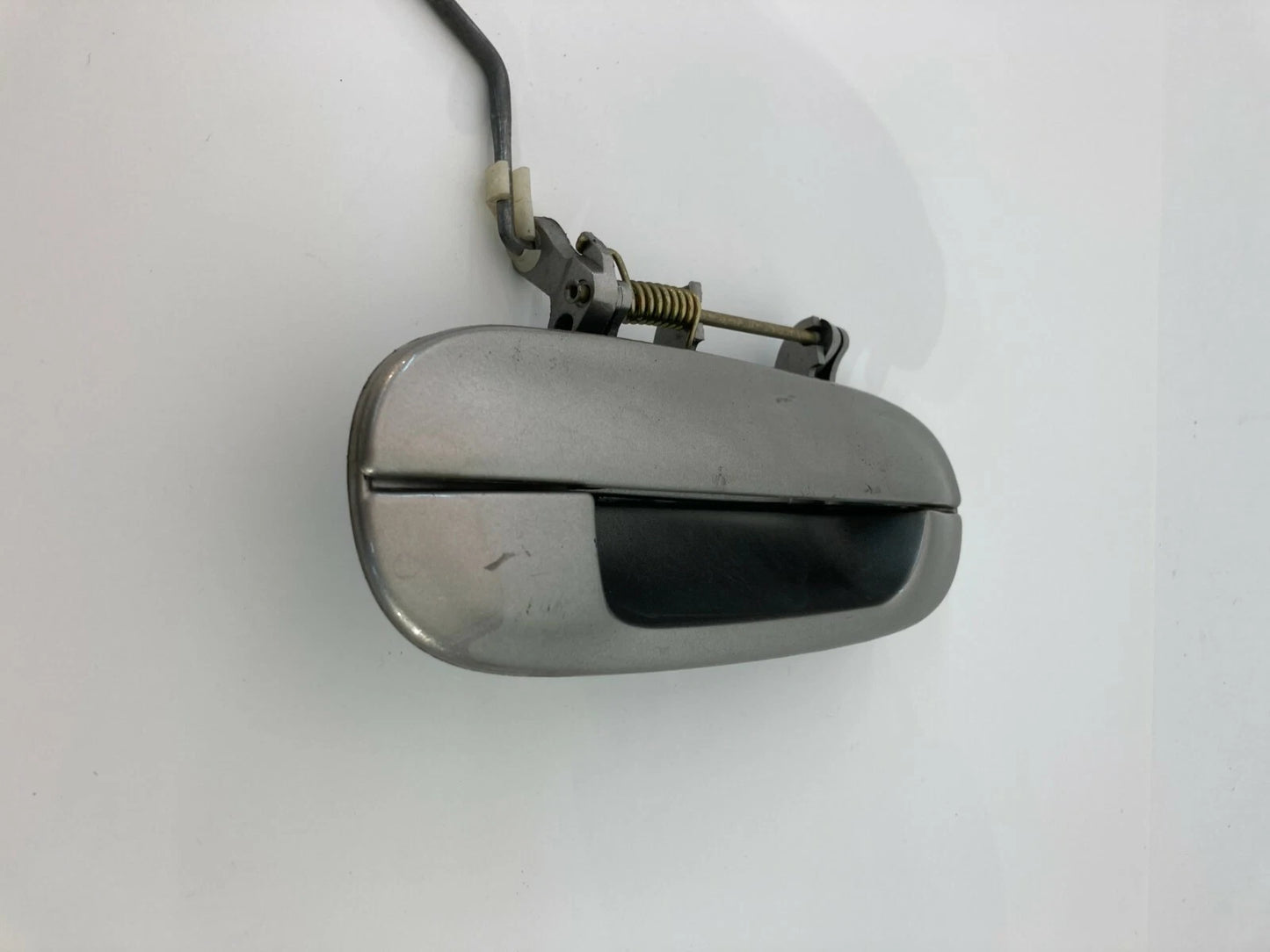 02-09 GMC ENVOY TRAILBLAZER 02-06 XL REAR RIGHT EXTERIOR OUTSIDE DOOR HANDLE OEM