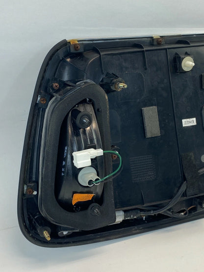 2004-2006 KIA AMANTI REAR TRUNK LID LICENSE PLATE BEZEL W/ BACKUP LAMPS 873713F0