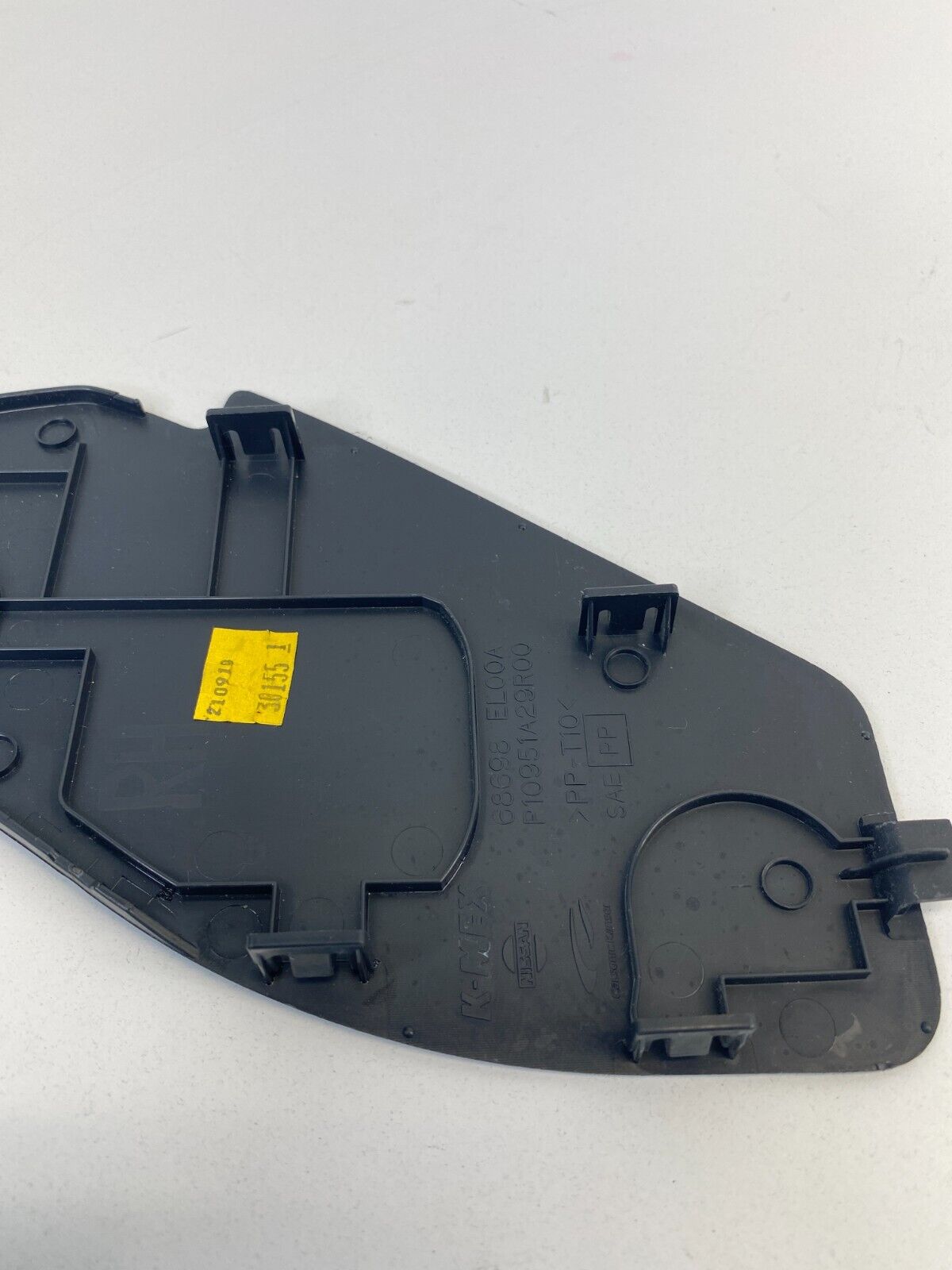 2007-2012 Nissan Versa Dash Right Side Panel Cover End Cap Trim 68698-EL00A OEM