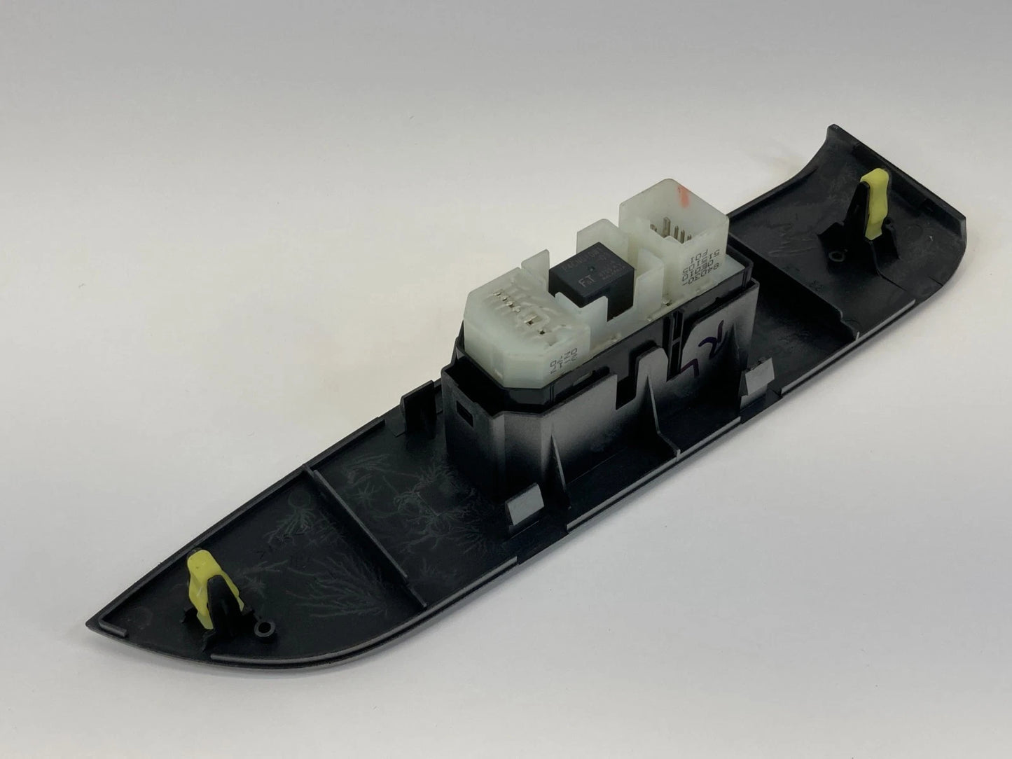 07-09 LEXUS RX350 04-06 RX330 REAR LEFT DOOR WINDOW CONTROL SWITCH 84030-0E010