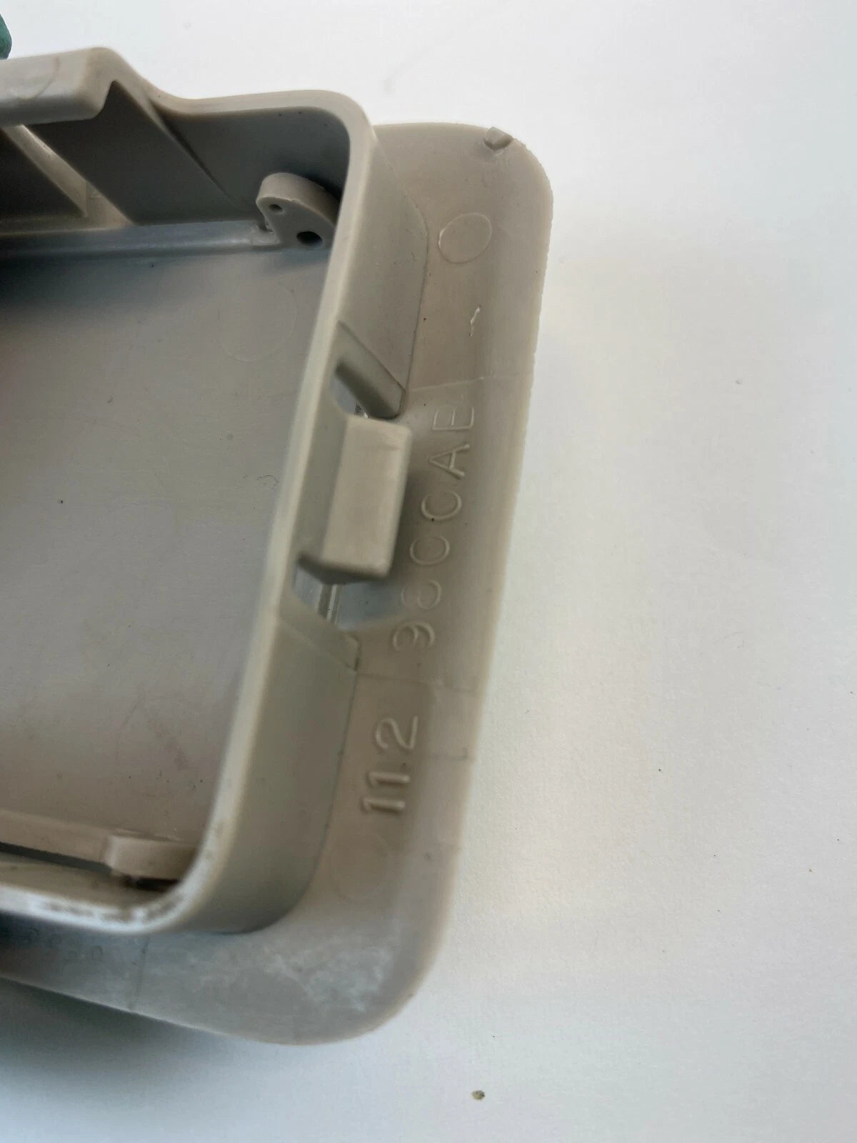 2006-2012 FORD FUSION REAR DECK SEAT CHILD SAFETY ANCHOR HOOK COVER CAP TRIM OEM
