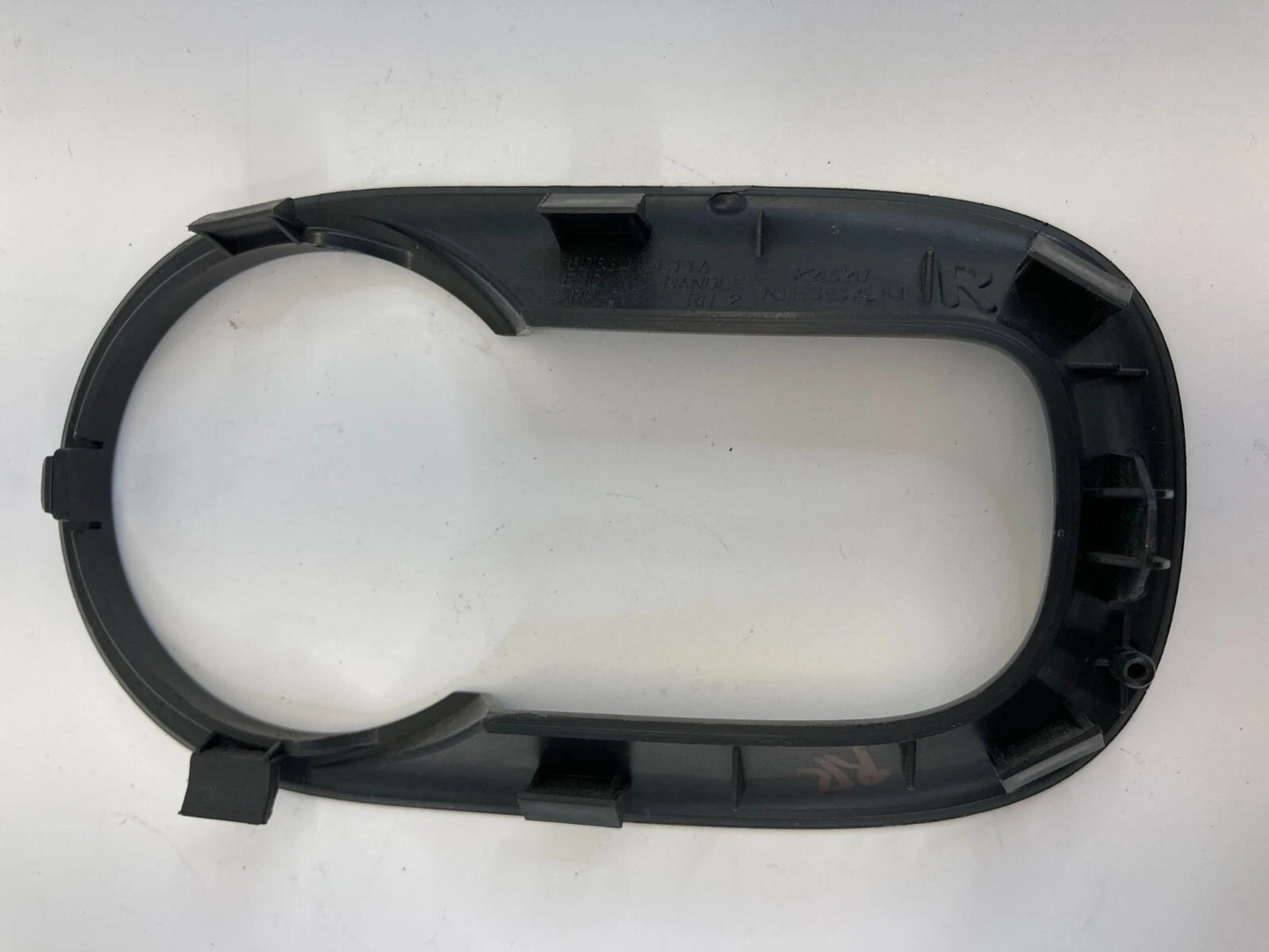 2007-2011 NISSAN VERSA REAR RIGHT DOOR INTERIOR HANDLE TRIM BEZEL 80684-EL11A