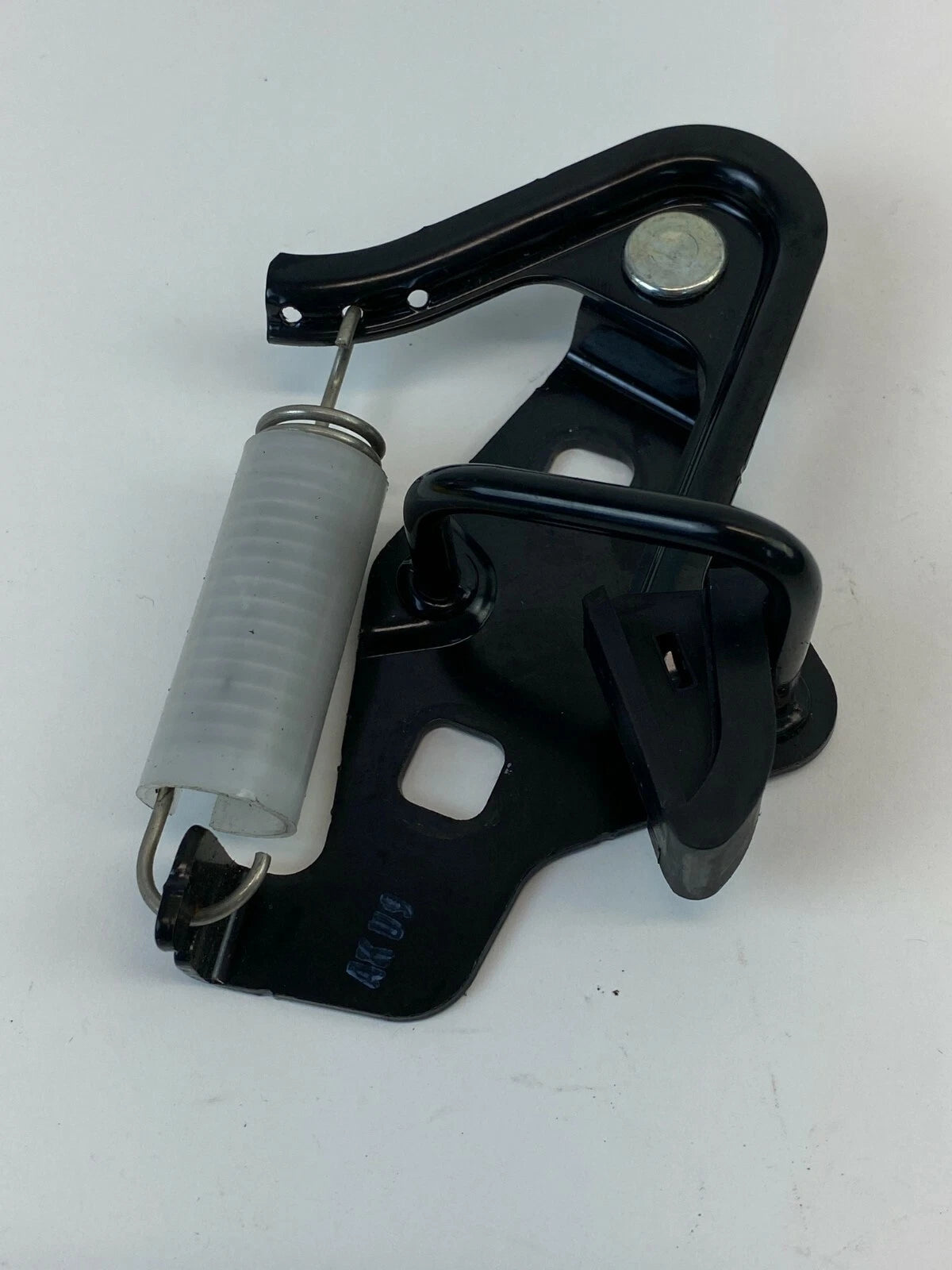 2006-2012 FORD FUSION REAR TRUNK LOCK LATCH RELEASE STRIKER ASSEMBLY 54404B12