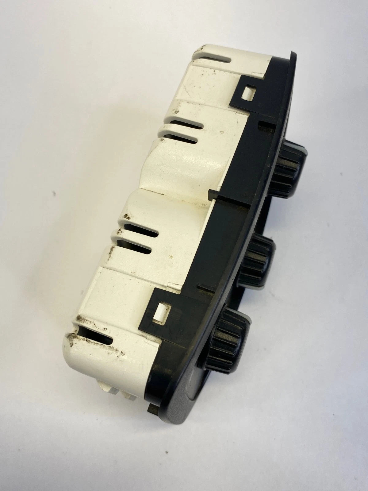 2002-2006 CHEVROLET TRAILBLAZER CLIMATE CONTROL MODULE REAR OEM FACTORY 15166895