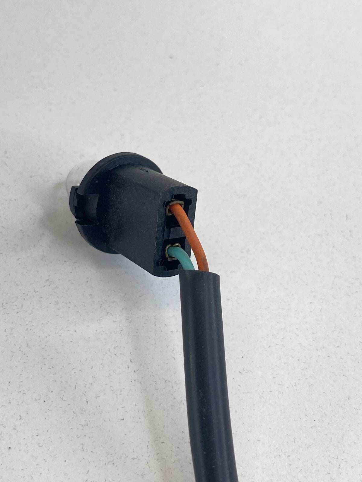 2011-2014 HYUNDAI SONATA FRONT LEFT DOOR PANEL COURTESY LIGHT LAMP WIRE HARNESS