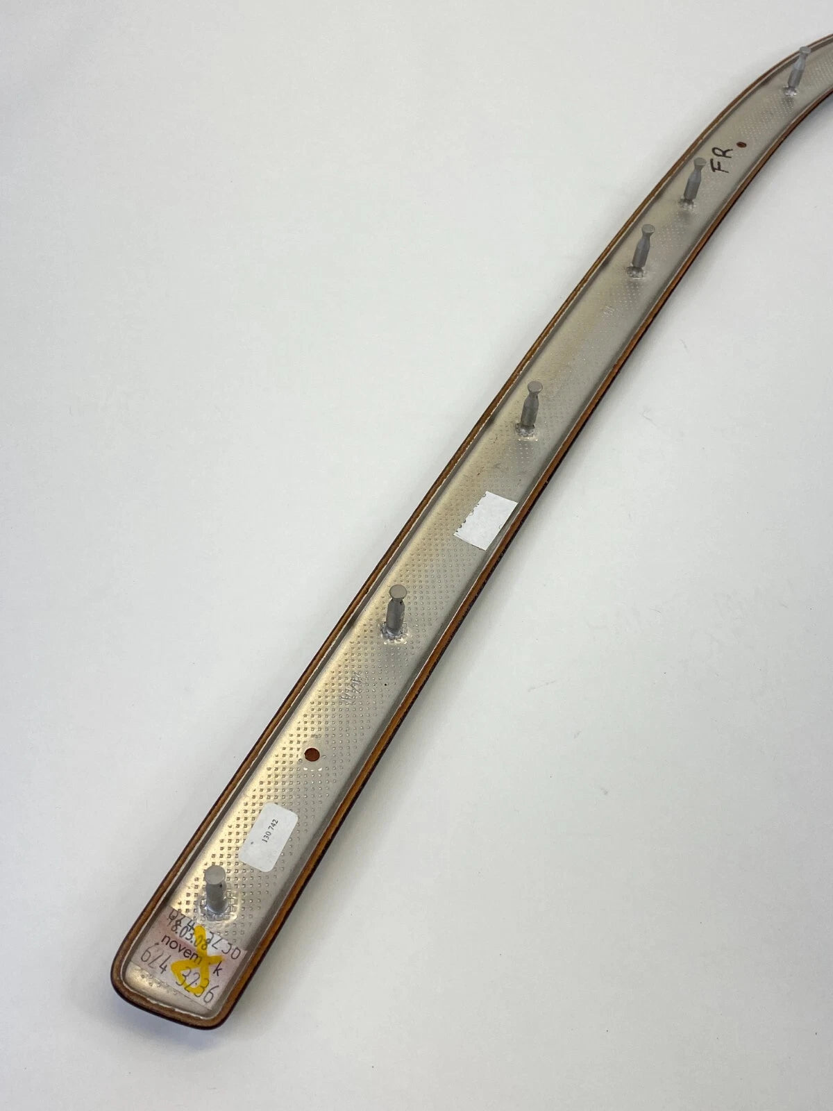 2008 VOLVO XC70 FRONT RIGHT PASSENGER SIDE DOOR PANEL TRIM MOLDING BEZEL OEM