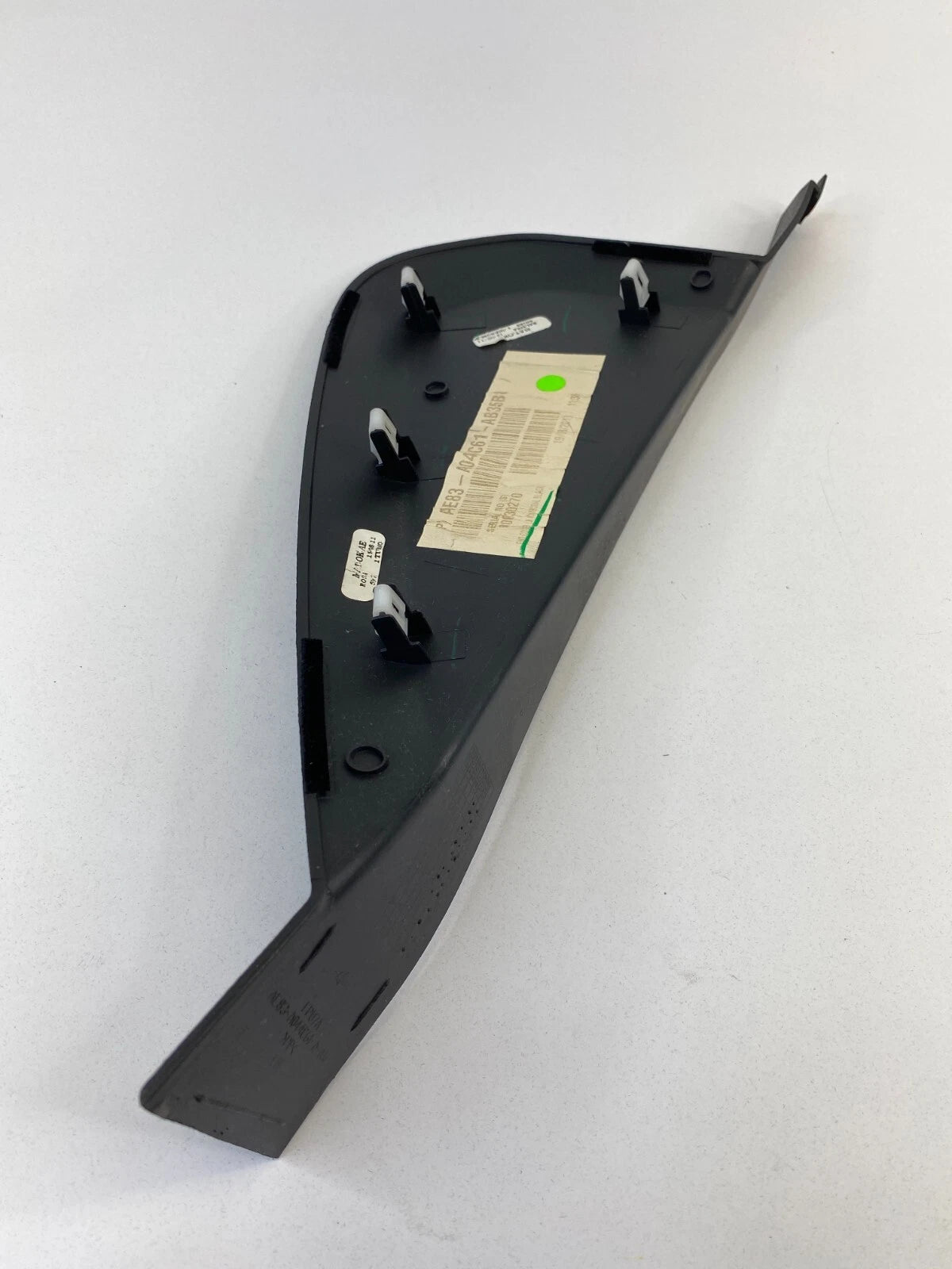 11-13 FORD FIESTA FRONT LEFT SIDE CAP END PANEL COVER BEZEL TRIM AE83A044C61
