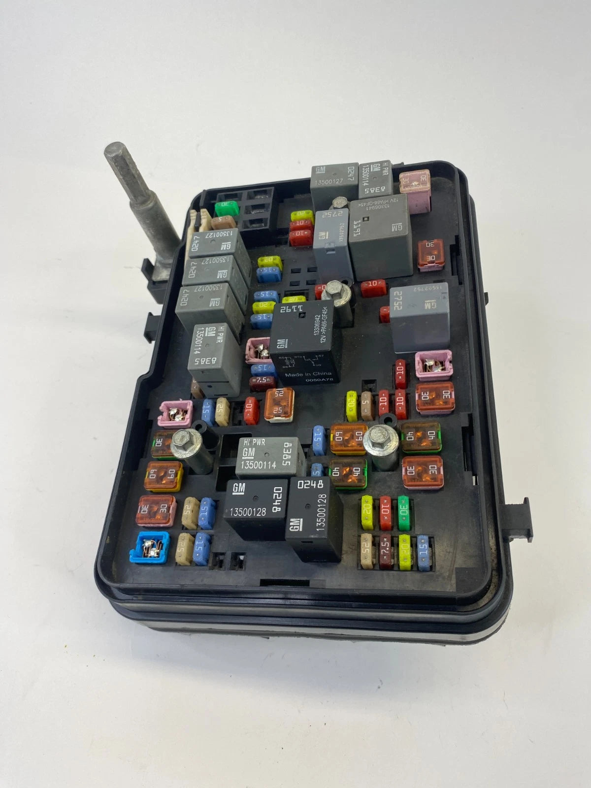 2010 CHEVROLET EQUINOX 2.4L AWD ENGINE FUSE RELAY BOX BLOCK 20848337 OEM