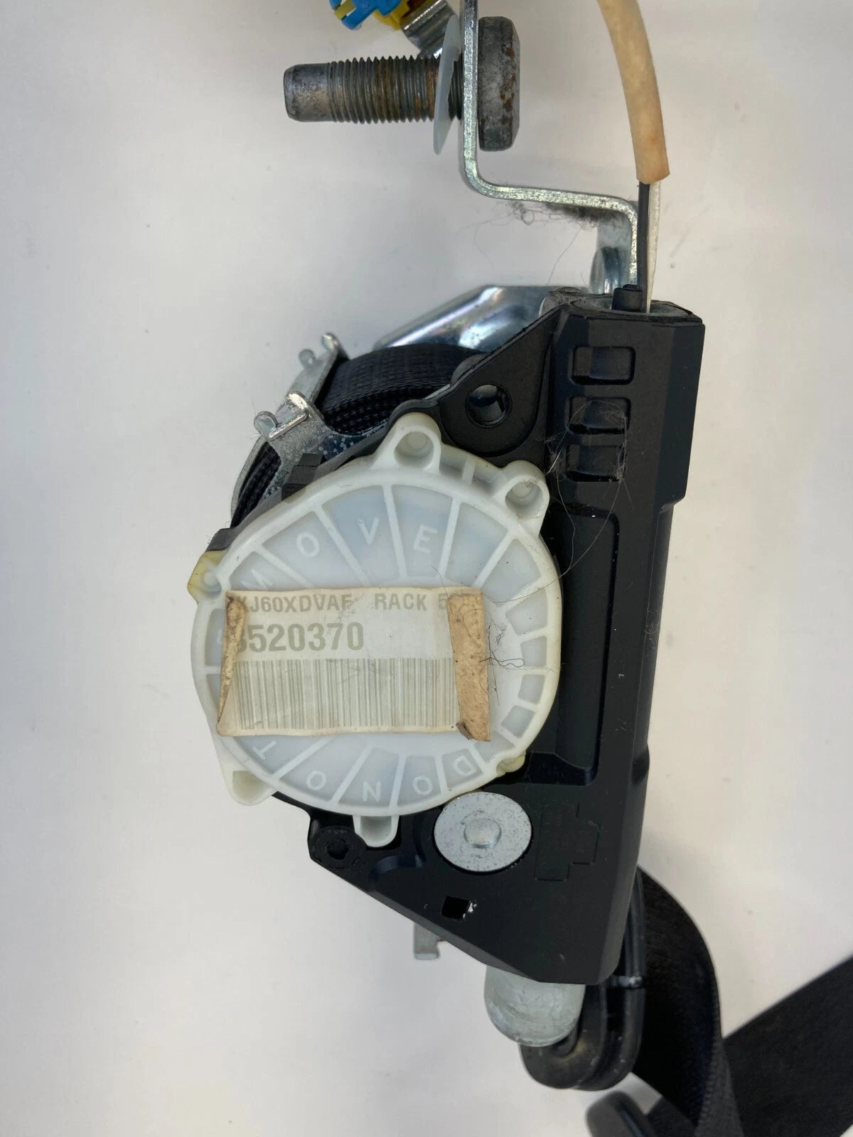 08-12 JEEP LIBERTY 08 NITRO FRONT RIGHT SIDE SEAT BELT RETRACTOR 5KJ60XDVAF OEM