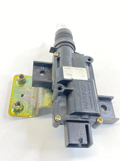 2001-2003 CHRYSLER PT CRUISER REAR LEFT DOOR LOCK MOTOR ACTUATOR 05067139AB OEM