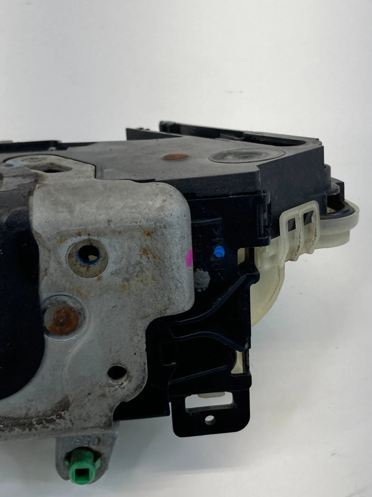 2010-2019 FORD TAURUS FRONT LEFT SIDE DOOR LOCK LATCH ACTUATOR DA5A-5421813-BA