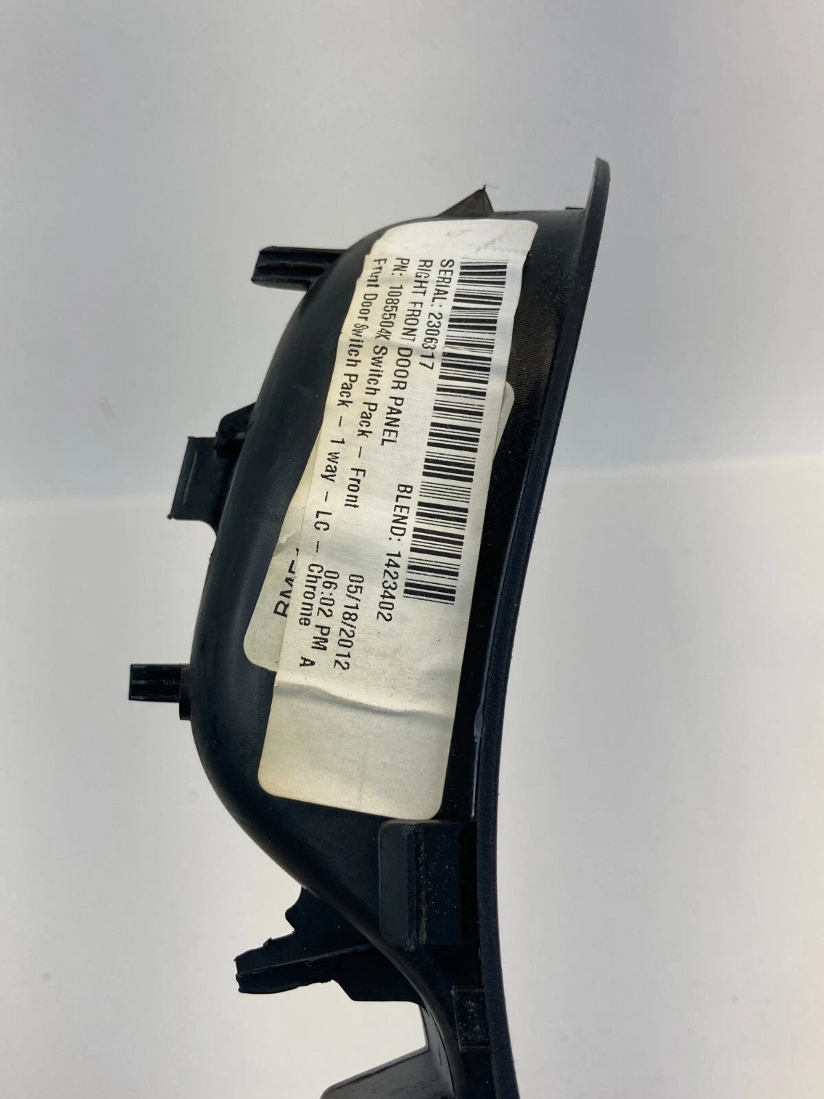 2012-2018 FORD FOCUS FRONT RIGHT DOOR WINDOW SWITCH BEZEL ASSEMBLY 1085504X OEM