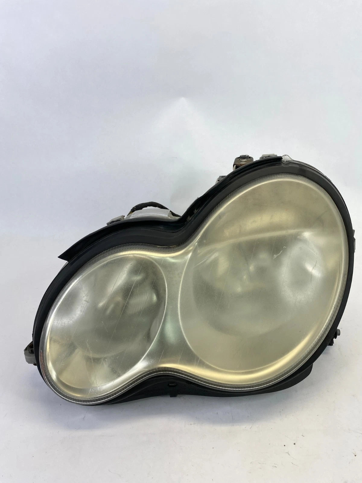 2001-2005 MERCEDES C240 LEFT DRIVER SIDE HALOGEN HEADLIGHT ASSEMBLY OEM