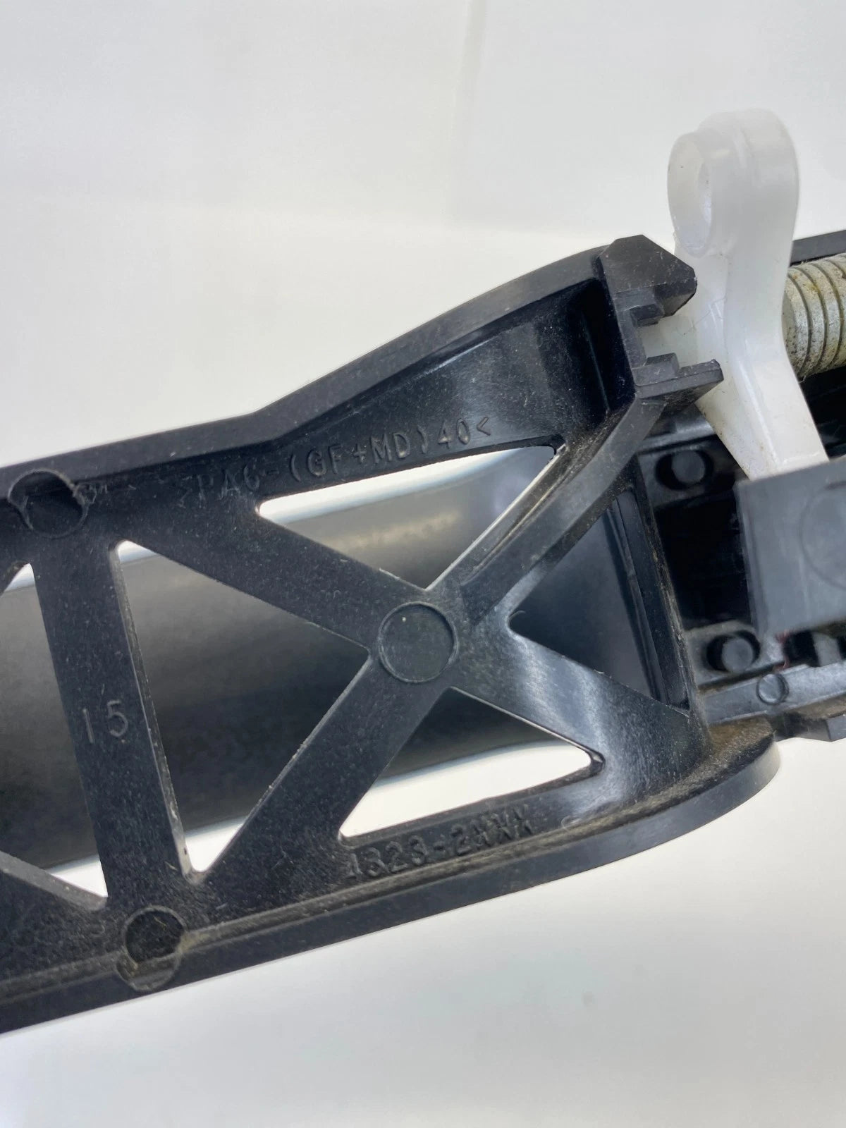 10-17 CHEVY EQUINOX TERRAIN REAR RIGHT SIDE EXTERIOR DOOR HANDLE 15786204 OEM