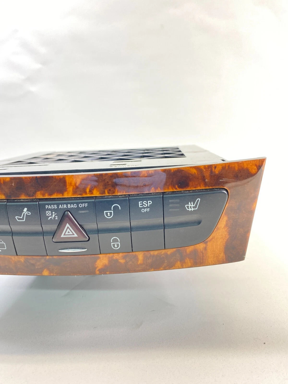2003-2006 MERCEDES-BENZ E500 DASH HAZARD SWITCH CONTROL PANEL OEM A2116800572