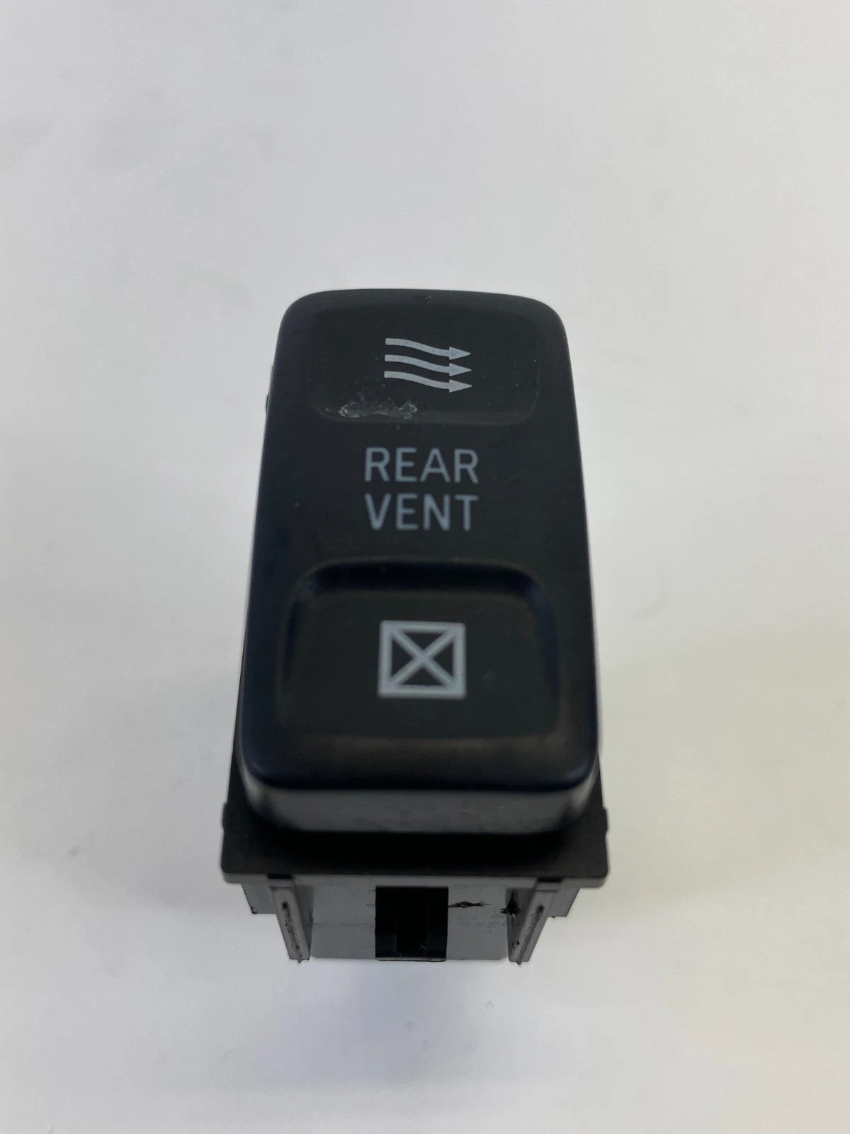 2004-2010 TOYOTA SIENNA FRONT DASH REAR VENT WINDOW SWITCH BUTTON 182835 OEM