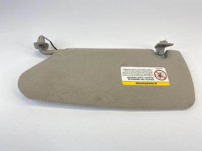 2004 2005 04 05 CHRYSLER PACIFICA ROOF RIGHT PASSENGER SUNVISOR SUN VISOR SHADE