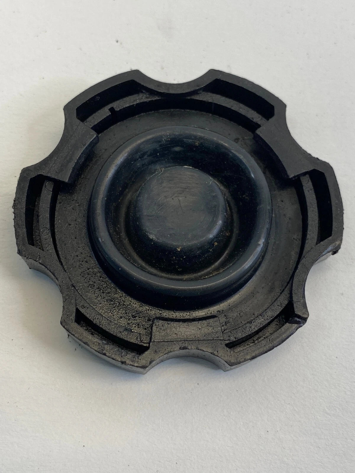 2005-2007 BUICK TERRAZA MASTER CYLINDER FLUID TANK RESERVOIR CAP COVER OEM