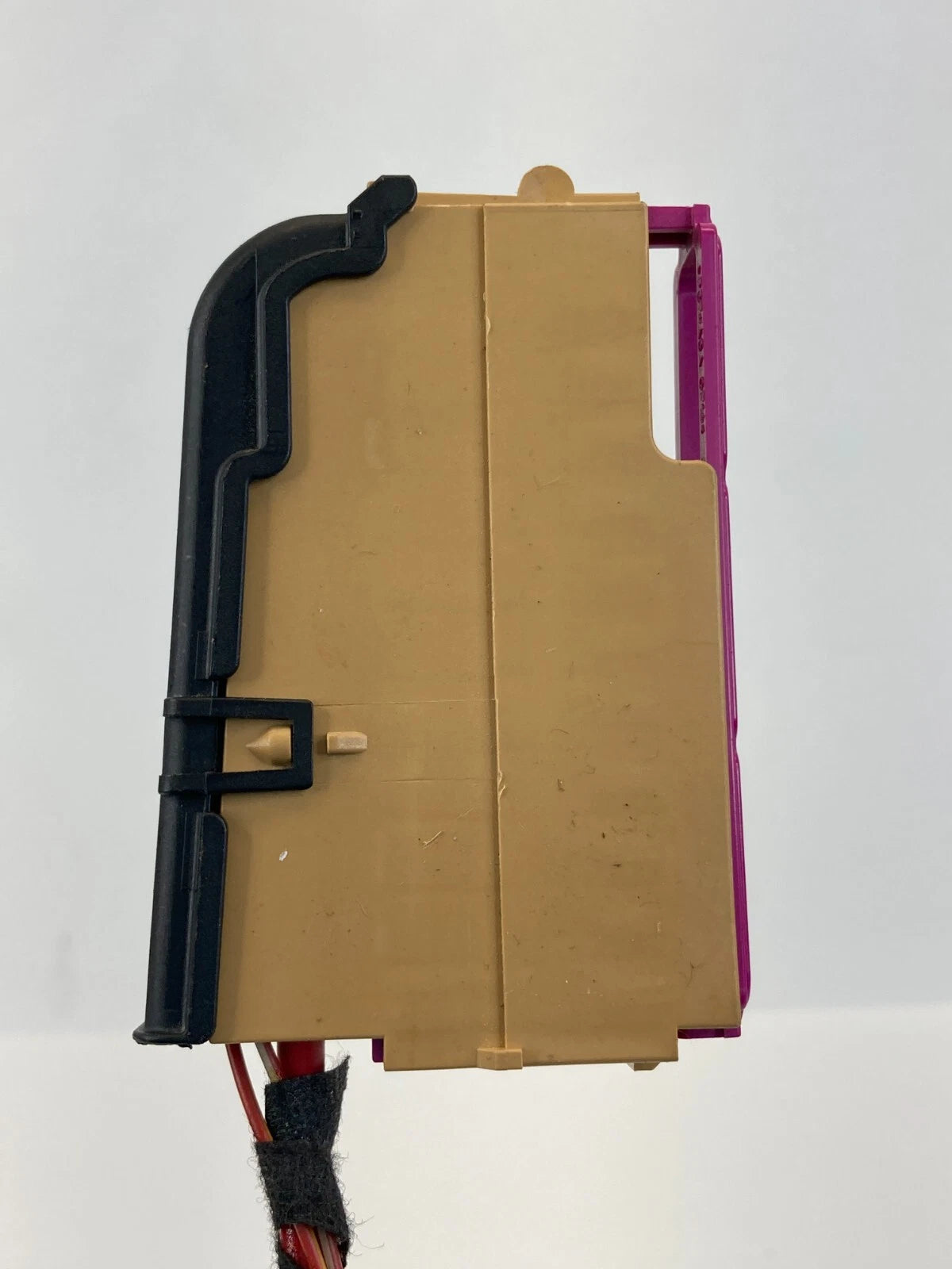 2006-2011 AUDI A6 3.2L DASH FUSE BOX RELAY PANEL HOLDER 8K0-941-824-A OEM