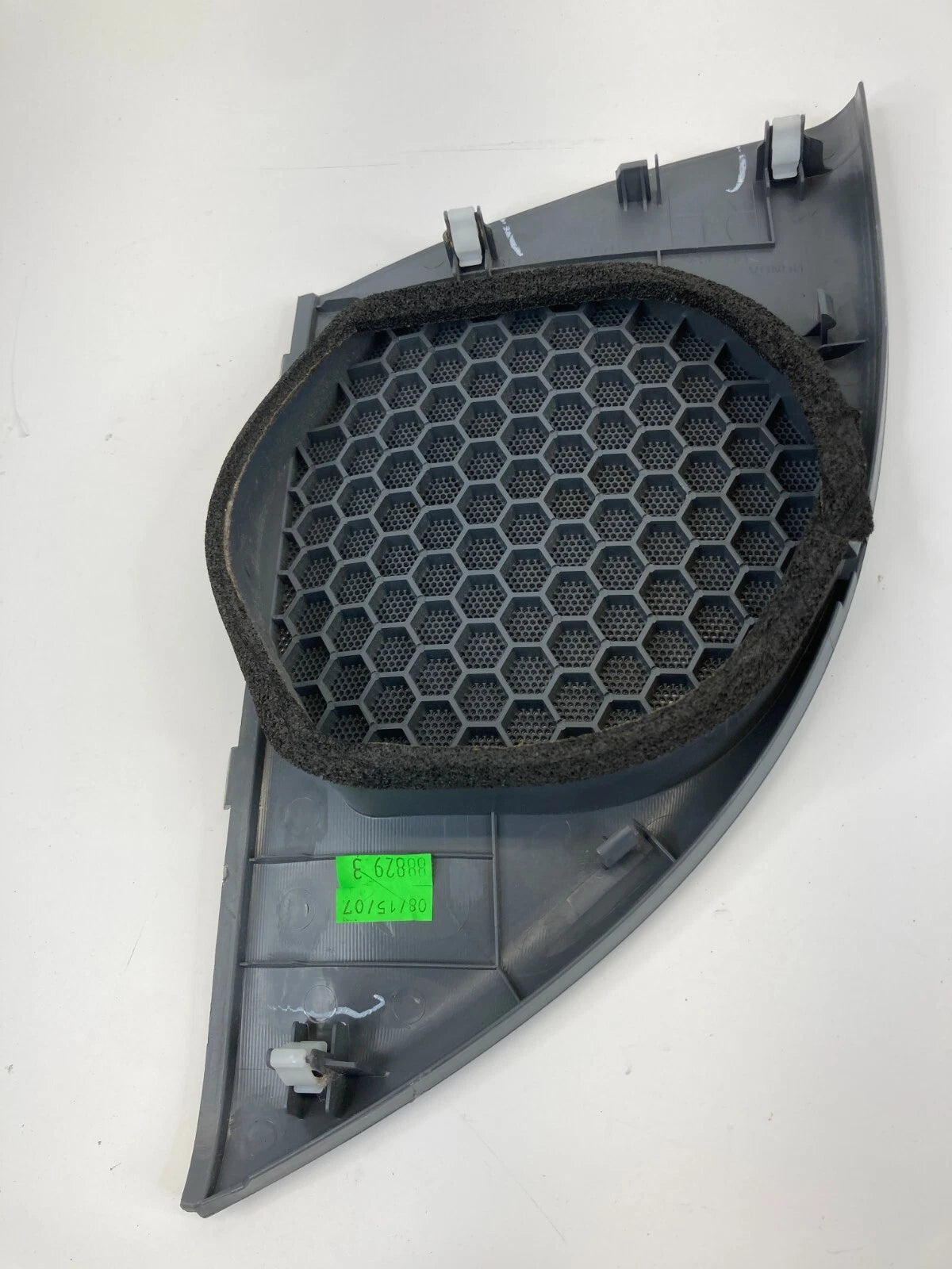 2005-2010 HONDA ODYSSEY REAR RIGHT QUARTER SPEAKER COVER GRILLE 84612SHJA010 OEM
