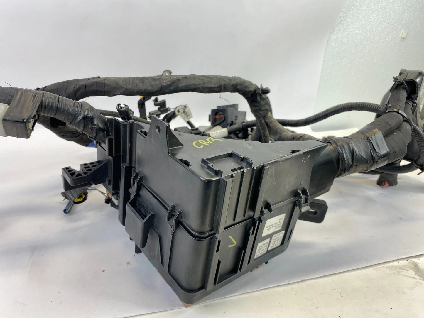 2011-2015 HYUNDAI SONATA HYBRID ENGINE FUSE BOX RELAY UNIT OEM 91200-4R015
