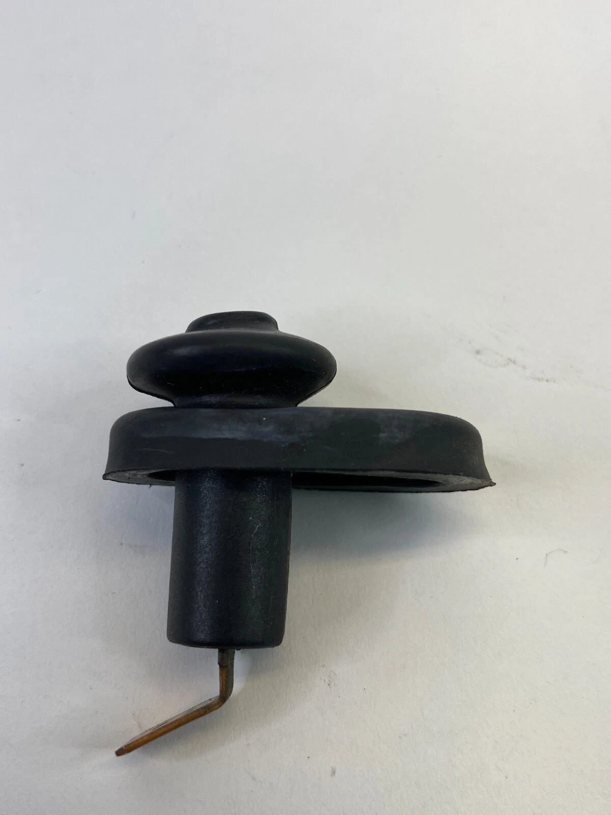 2007-2011 CHEVROLET AVEO5 REAR LEFT DOOR COURTESY LIGHT AJAR JAMB SENSOR SWITCH