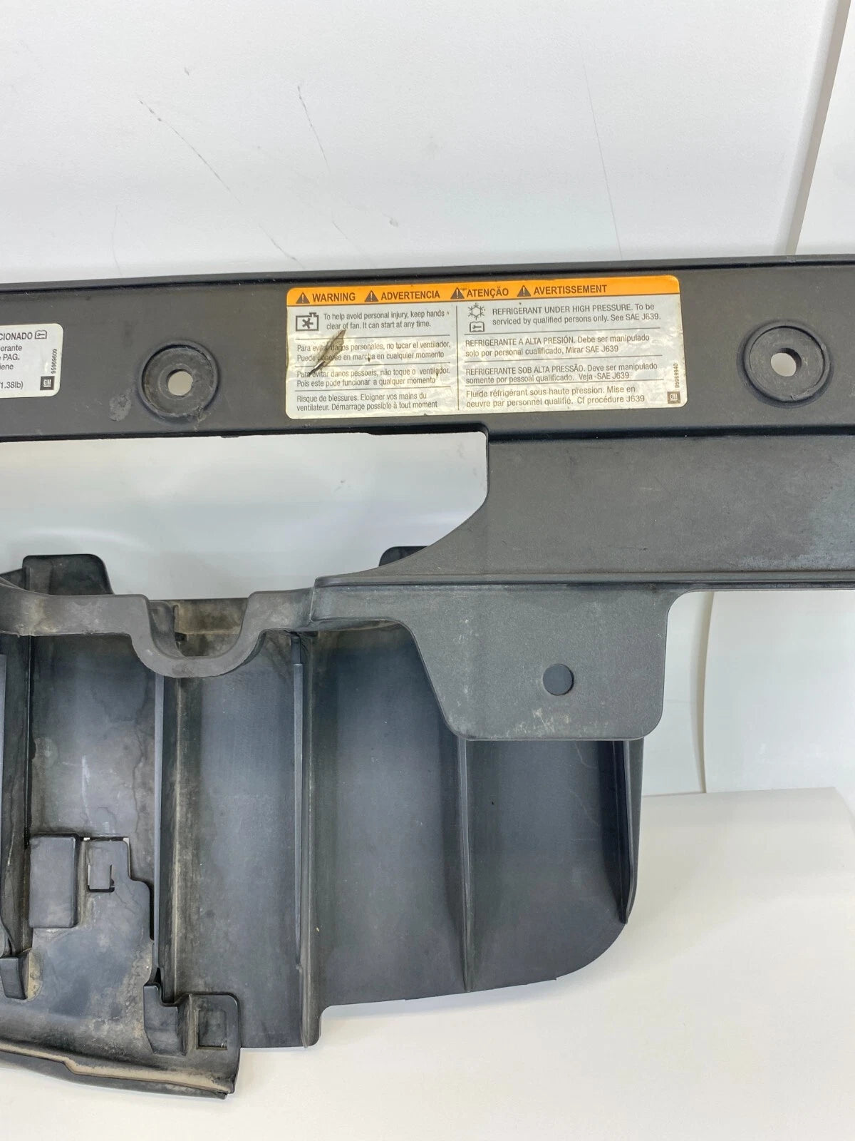 11-14 CHEVROLET CRUZE FRONT UPPER RADIATOR SPLASH SHIELD GUARD COVER 96981604