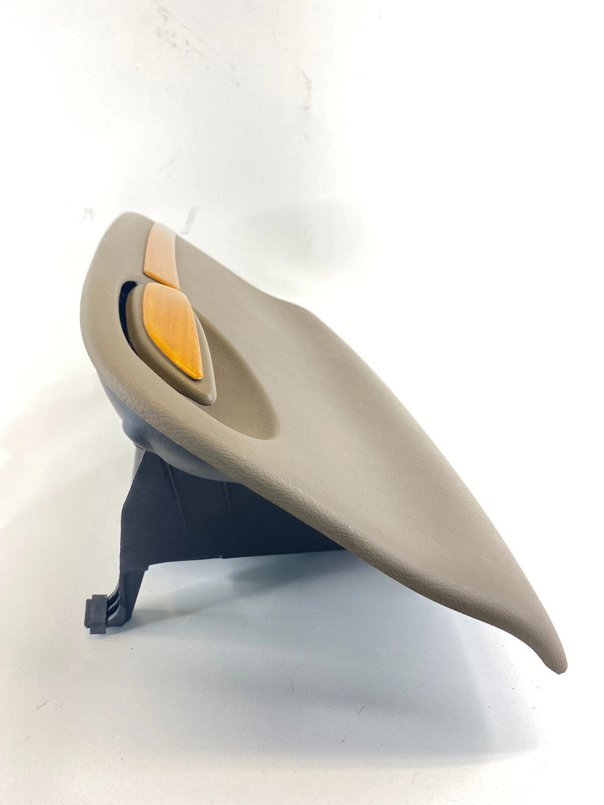 1999-2002 FORD EXPEDITION GLOVE BOX ASSEMBLY STORAGE COMPARTMENT F83X-1506015-AA