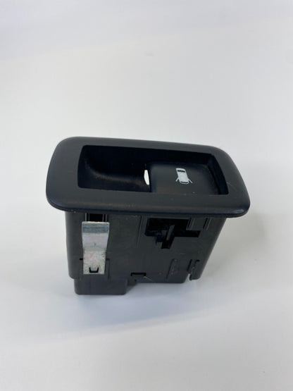 12-16 Chrysler Town & Country Rear Left Quarter Window Control Switch 68110874AB