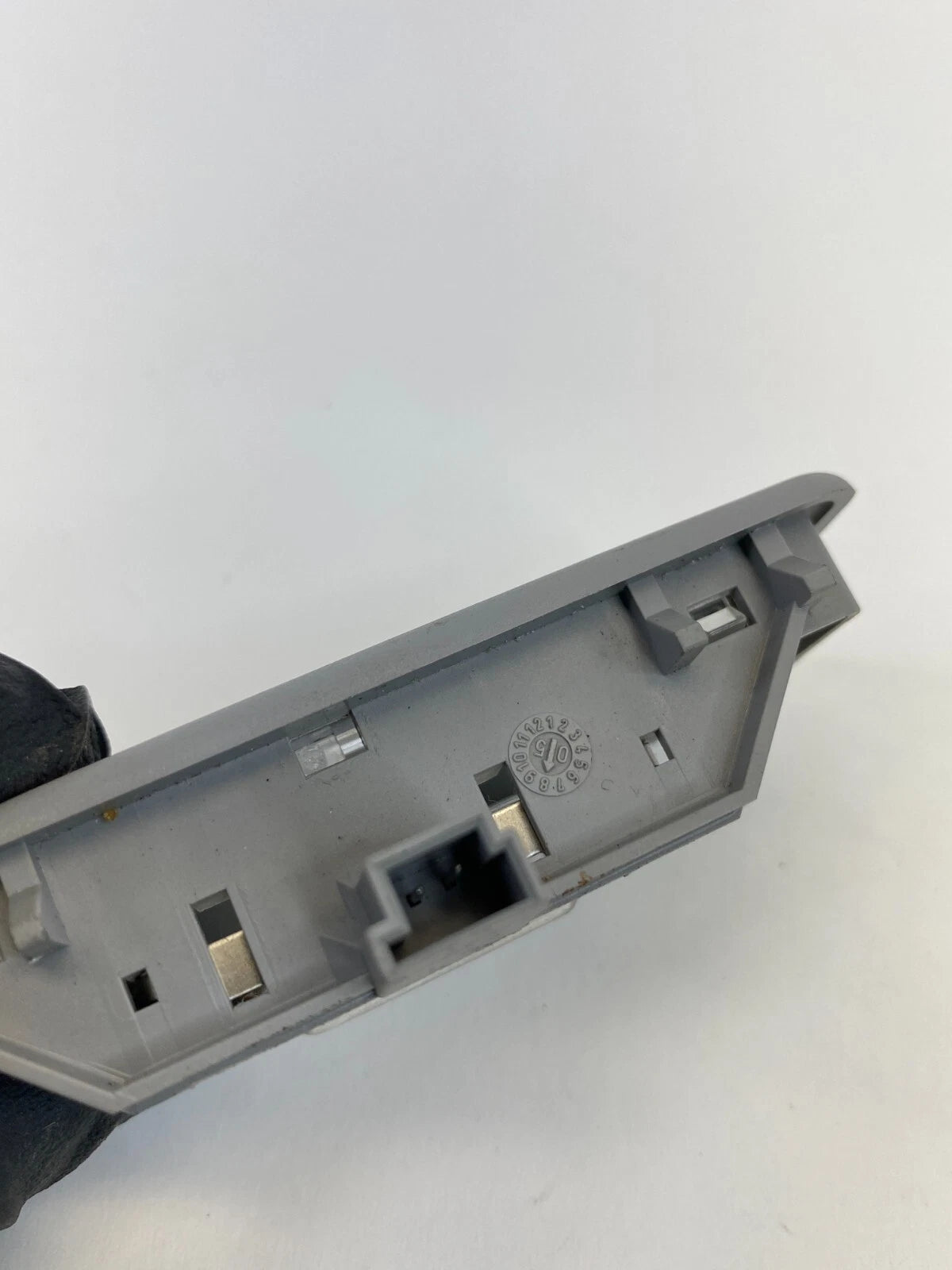 2006 BMW 330xi Front Left Or Right Vanity Sunvisor Light Lamp 6962011 OEM