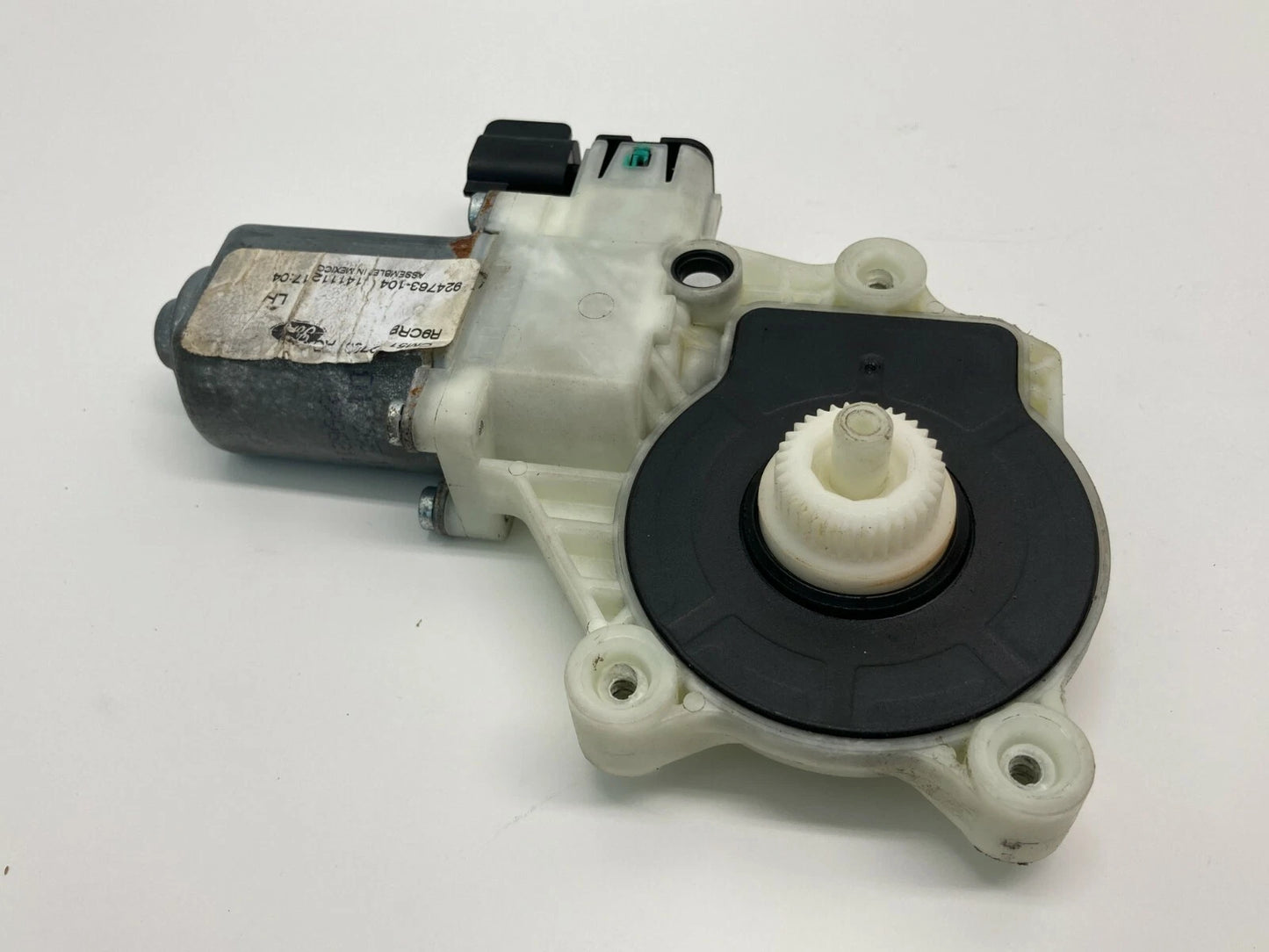 2012 2013 2014 2015 2016 2017 2018 FORD FOCUS REAR LEFT DOOR WINDOW MOTOR 2 PINS