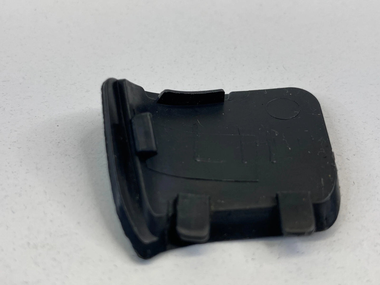 2011 11 KIA RIO5 LEFT DRIVER SIDE INNER COVER TRIM BEZEL PANEL LH OEM