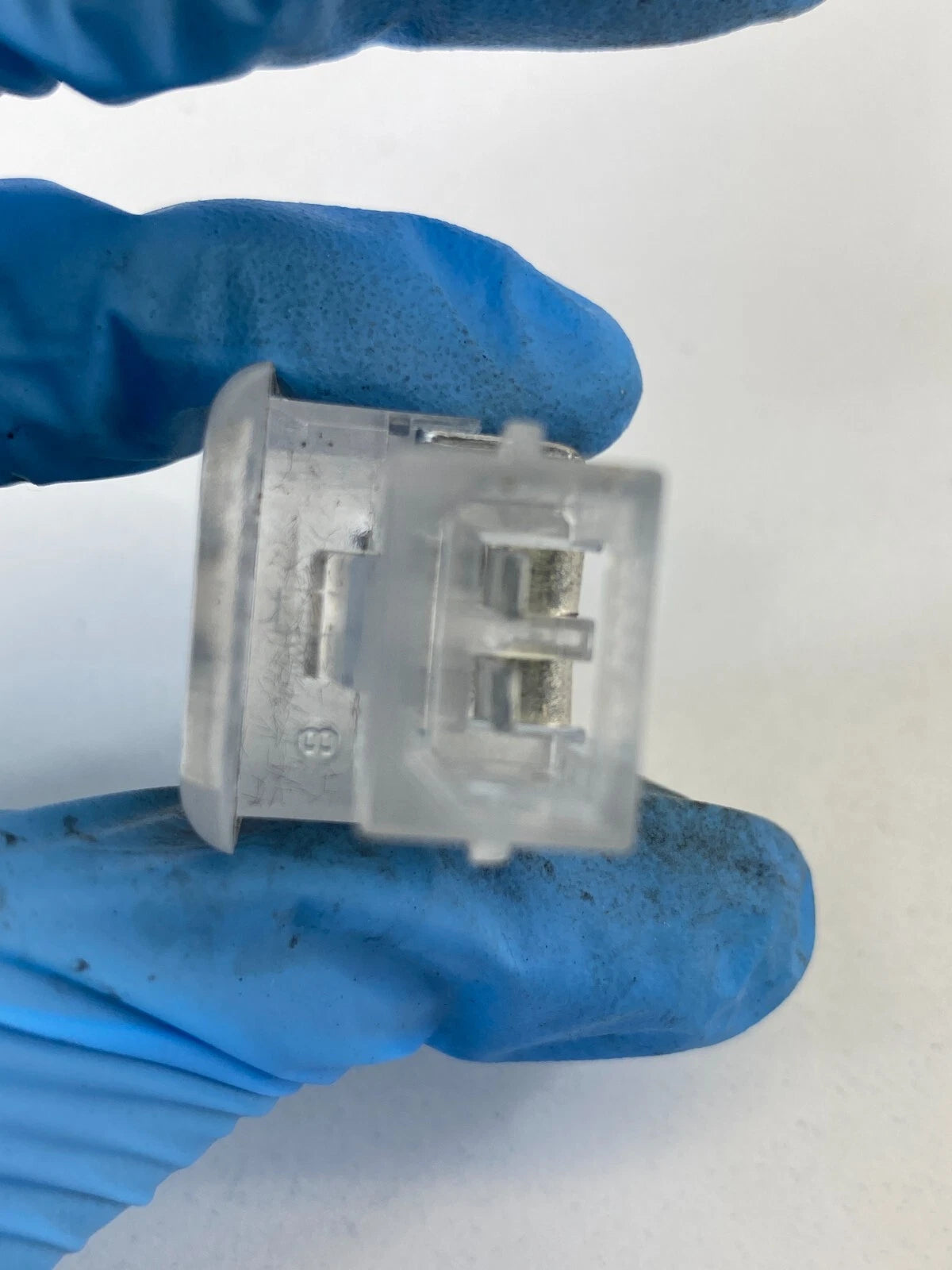 2006-2018 Audi A6 2005-2018 A6 Quattro Interior Courtesy Light Lamp 4B094741 OEM