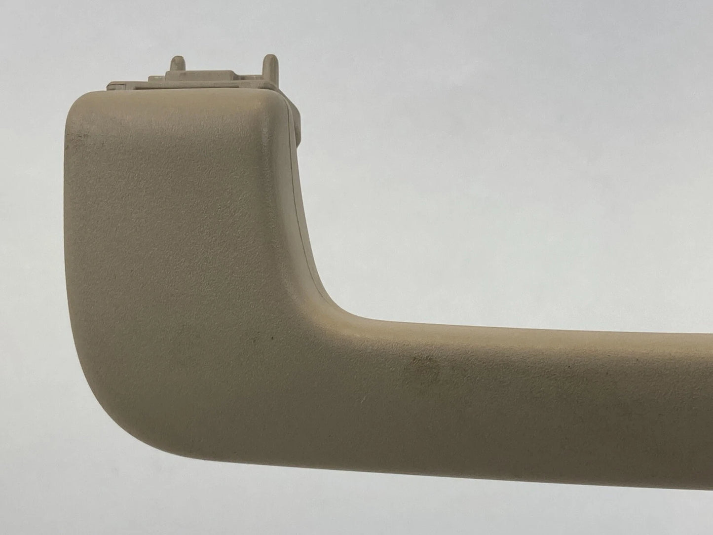 2005-2008 AUDI A6 FRONT RIGHT ROOF INNER GRAB GRIP ASSIST HANDLE 8P0-857-607 OEM