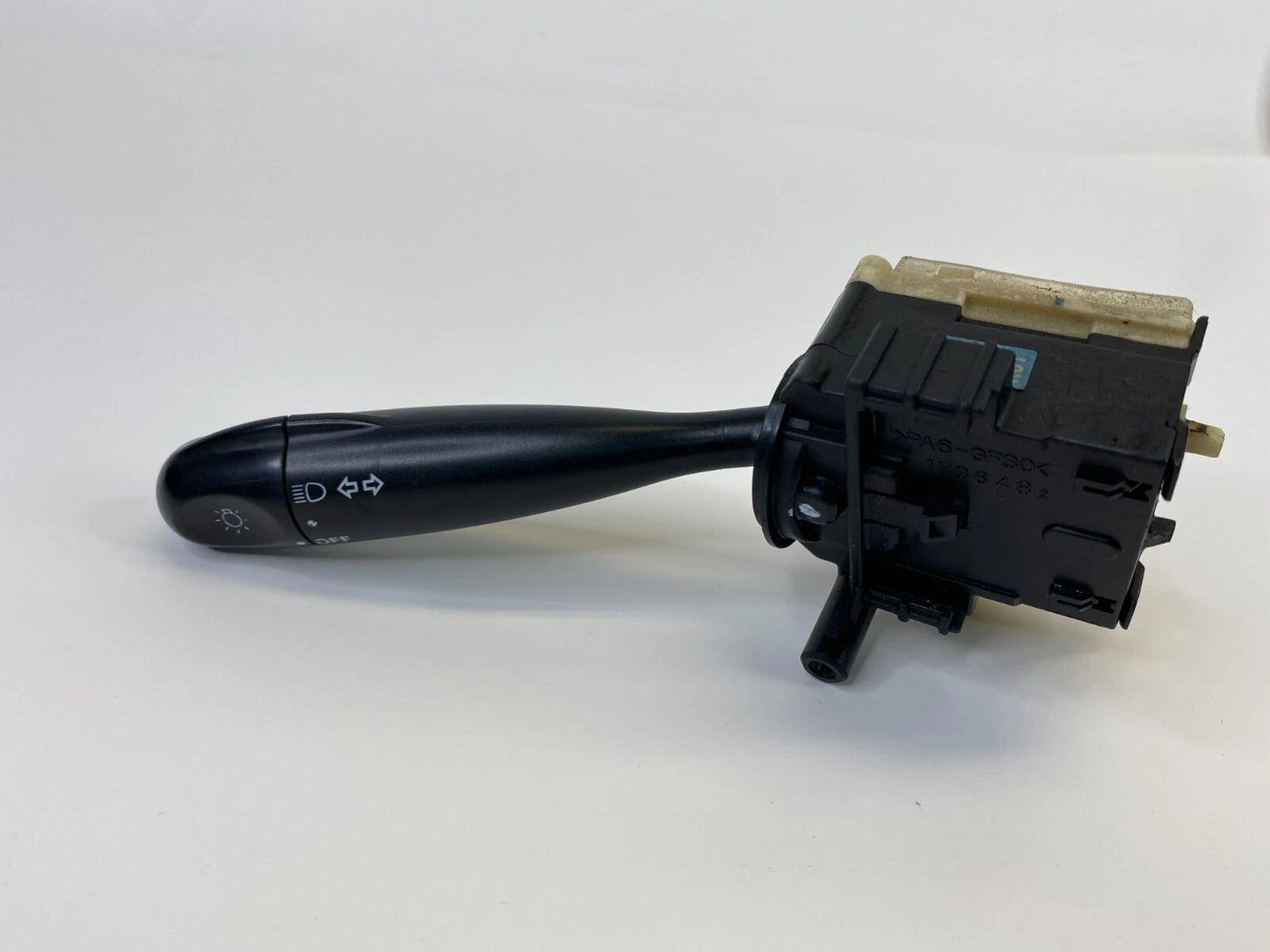 2003-2008 TOYOTA COROLLA HEADLIGHT TURN SIGNAL SWITCH LEVER 173648 OEM