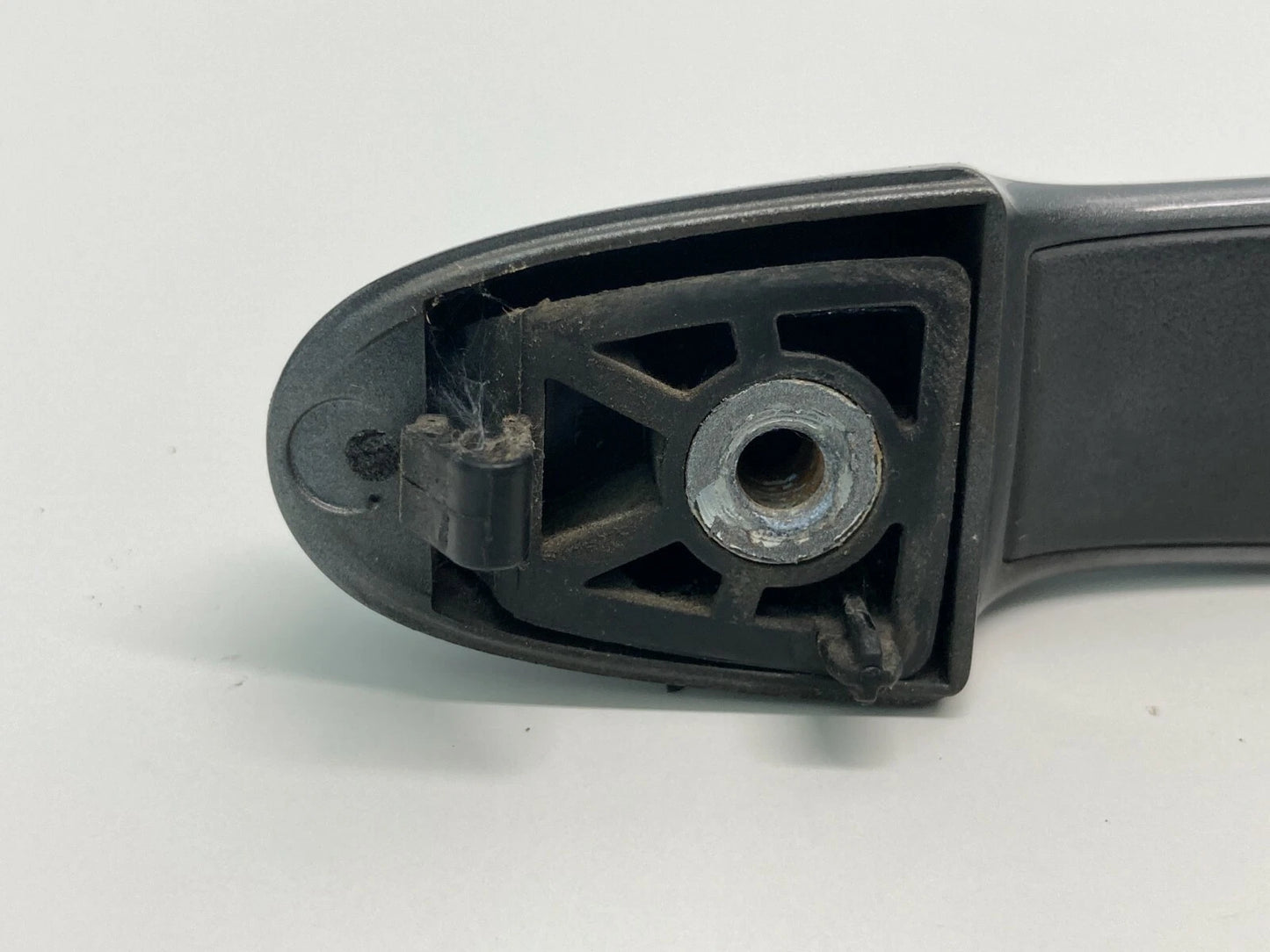 2006 2007 CHEVROLET IMPALA REAR RIGHT SIDE EXTERIOR DOOR HANDLE ASSEMBLY OEM