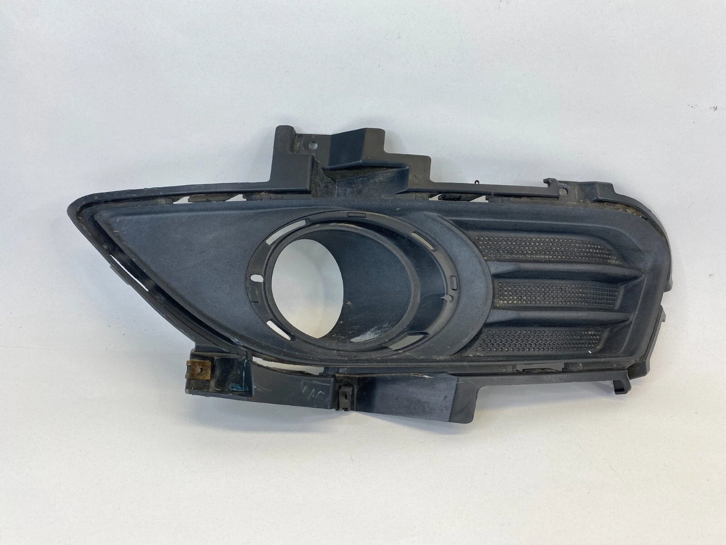 2013-2016 FORD FUSION FRONT LEFT DRIVER SIDE FOG LIGHT LAMP TRIM GRILLE ONLY OEM