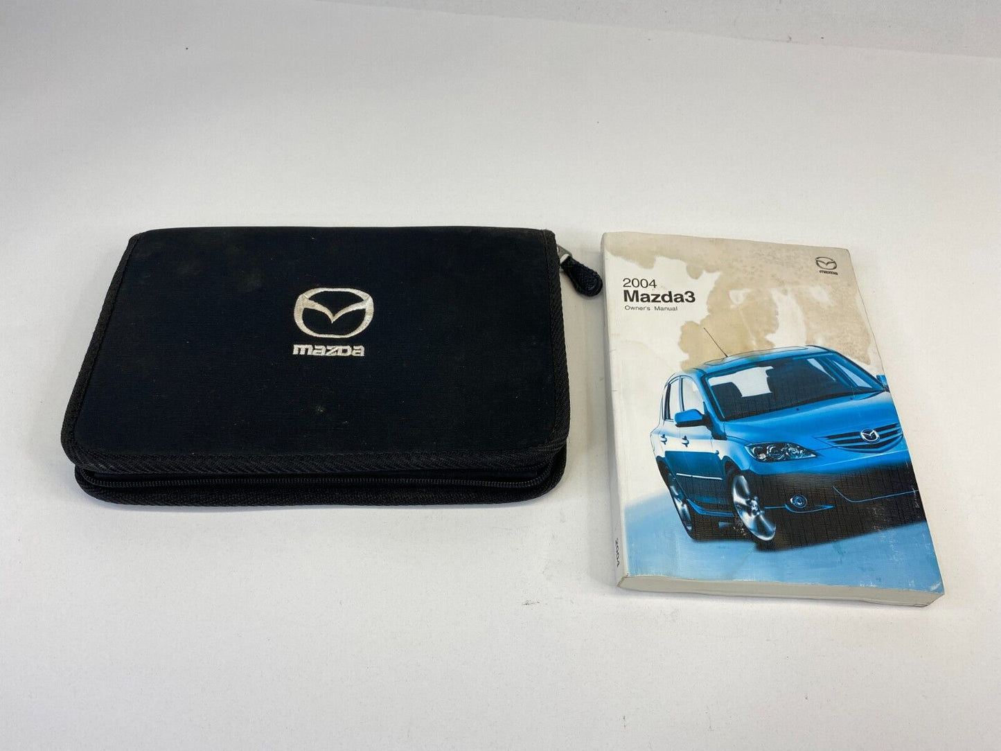 2004 04 Mazda 3 Mazda3 i SEDAN Owners Manual Guide Handbook w/ Book Case OEM